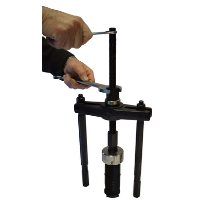 09580600 split collet extractor action shot