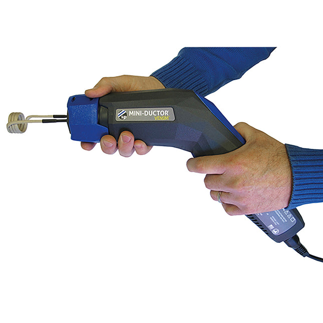 Venom Induction Heater Plus being held