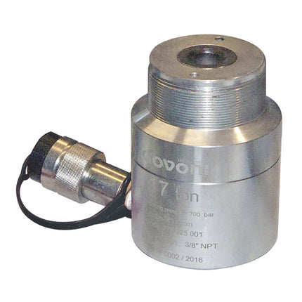 A hydraulic cylinder with a silver finish, marked with the brand name Govoni, and specifications such as force in tonnes, stroke, dimensions, pressure, and connection details.